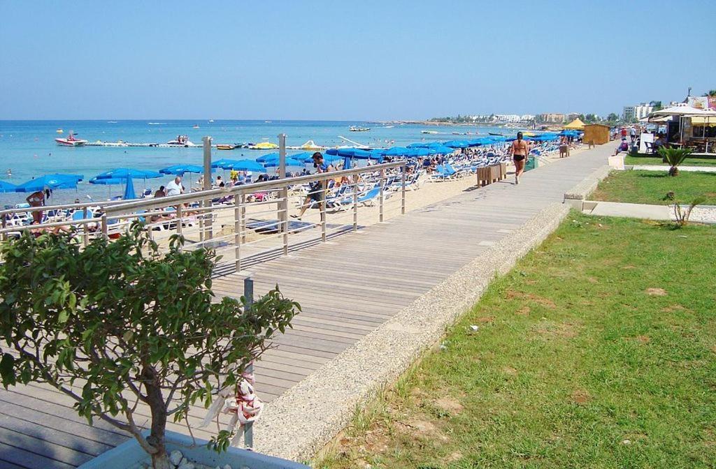 Maouris Hotel Apartments Protaras Exterior photo